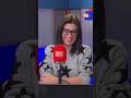 Cabaret: Roberta Lanfranchi riderà per le battute scelte da Claudio Guerrini? | RDS Shorts