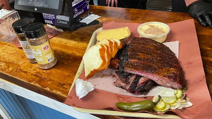 Texas Monthly #1 BBQ | Goldees BBQ