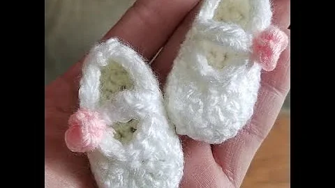 Crochet Mini Baby's 1st Mary Jane Baby Booties