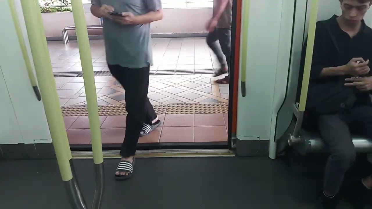 LRT Ampang/Sri Petaling - CSR Zhuzhou 