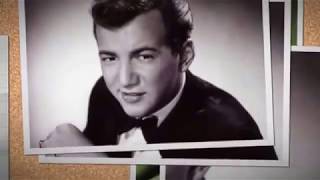 Video thumbnail of "BOBBY DARIN-"MACK THE KNIFE"(LYRICS)"