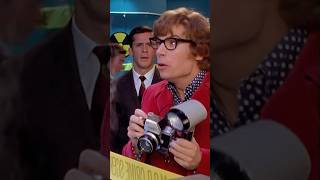 #austinpowers investigates 😂 📸
Subscribe to @ClipZoneComedyCallbacks for more! #austinpowers investigates 😂 📸
