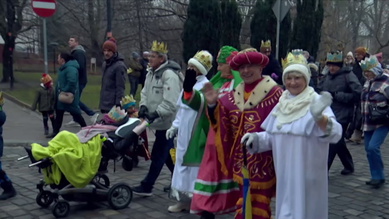 Trzej Królowie w Opolu. Orszak przeszedł ulicami miasta