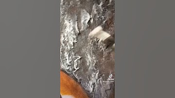Drybrush Technique in Creating a Textured Painting