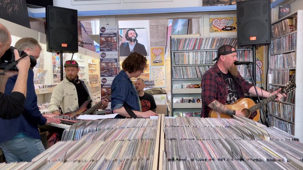 Sunken Lands 'Wildflower' instore Evelyn Novacek Hoogezand