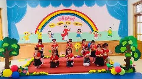 Múa cô giáo em là hoa Ê ban