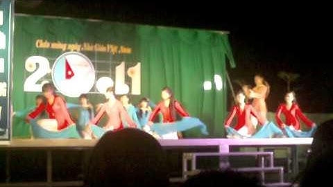 trường chuyên phan ngọc hiển 20-11-2013 (2)