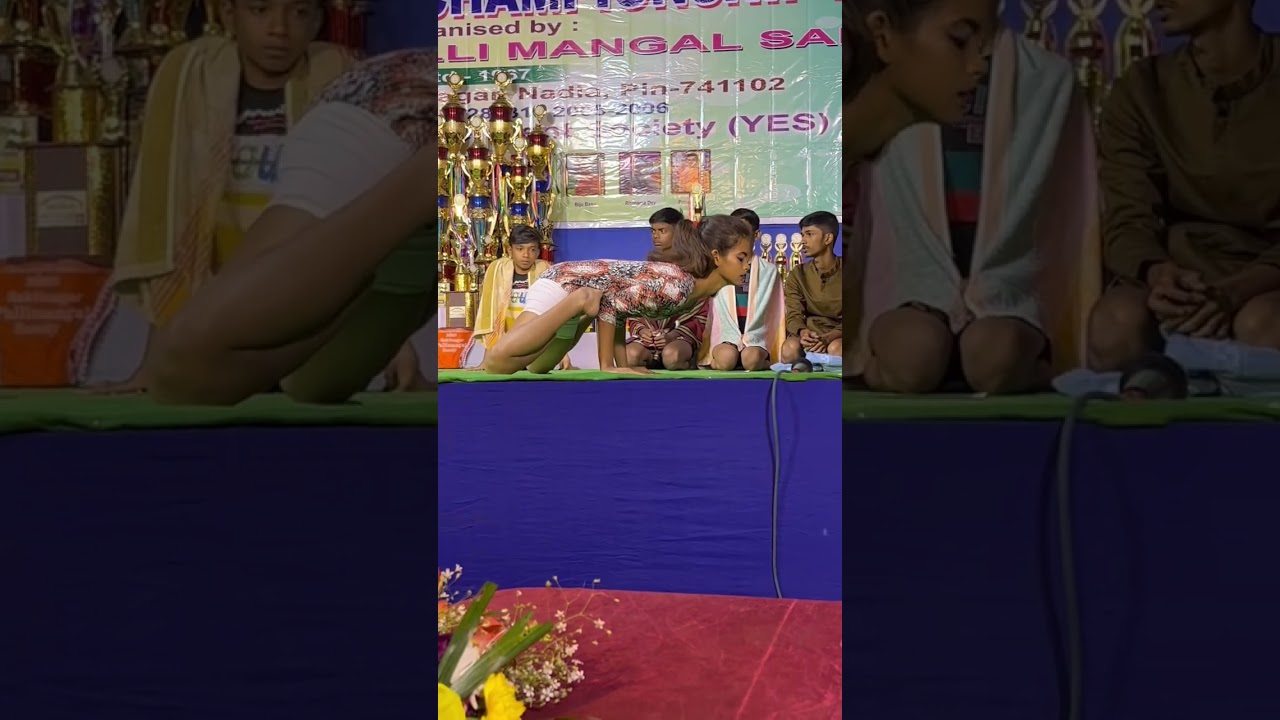 Hand balance posture 🙂