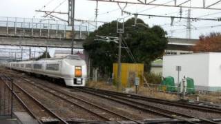 常磐線・土浦駅通過 特急スーパーひたち６５１系 express train pass