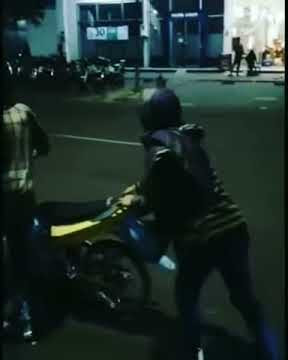 MX 135cc vs CB150R(korban janji)