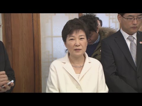 "박 대통령이 먼저 최순실에 인사 추천 부탁" 정황