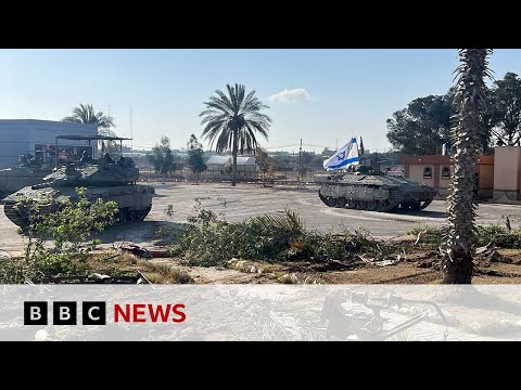 Israel says it controls Gaza side of Rafah crossing | BBC News