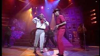 Video thumbnail of "Whodini - Friends Live at The Apollo 1990"