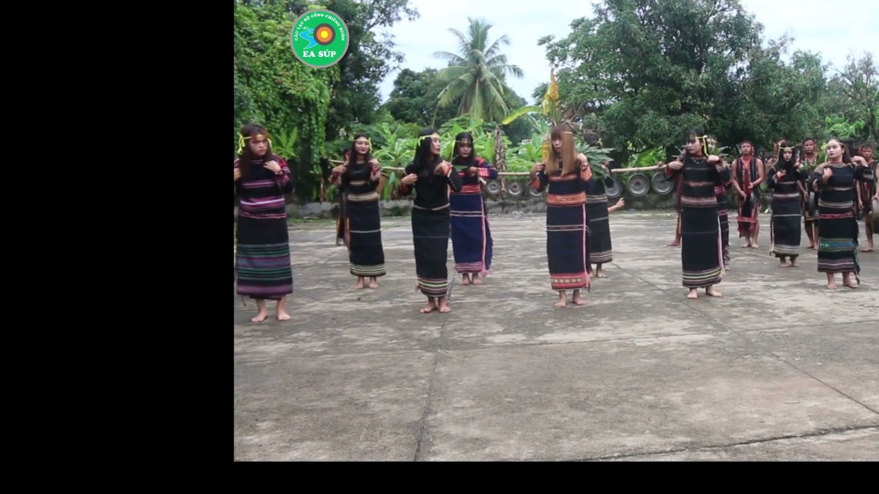 Diễn Tấu Chiêng Pêl Buôn Ea Súp