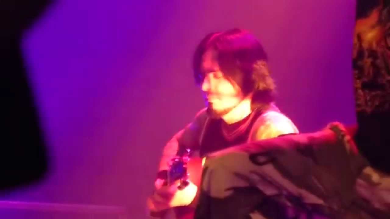 Five Finger Death Punch - Remember Everything (Live @ 013, Tilburg)