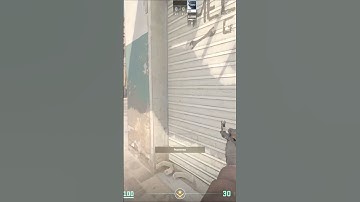 Этот смок закроет мид на карте dust2 #cs2 #shorts