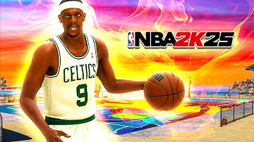 Everyone LOVES This 2 WAY PASS FIRST POINT GUARD BUILD in NBA 2K25