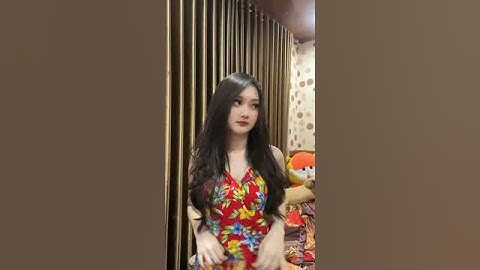 cewek cantik joget tik tok seksi #shorts #cewekcantik