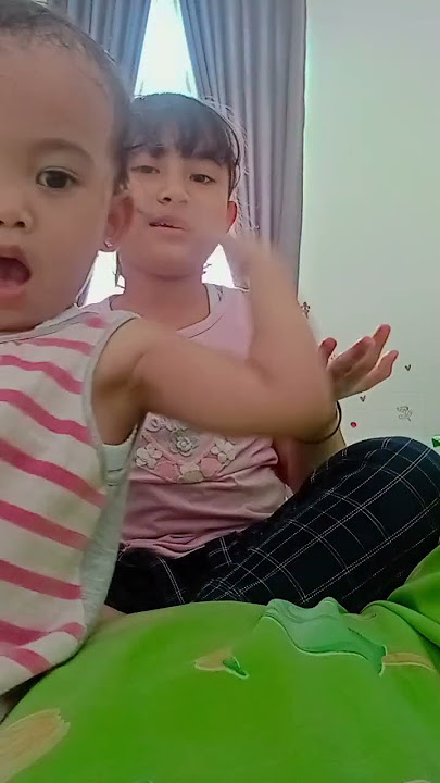 enak banget lagu nya jadi pengen ngonten kan ni lagi deh