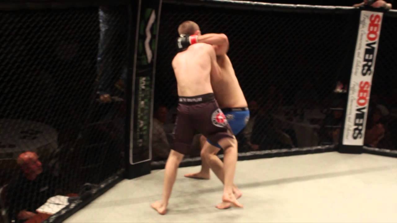 BCMMA#11 Anton Bray Vs  Damon Fisher - Amateur 165lbs Catchweight MMA Contest