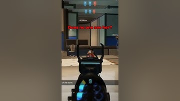 Apex Legends Confusing teammates #shorts #apex #apexlegends #apexlegendsclips #funny #funnyshorts