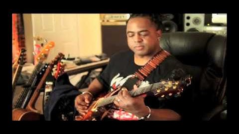 Mike Scott on EBS MultiDrive, MetalDrive and TremoLo pedals with Guitar