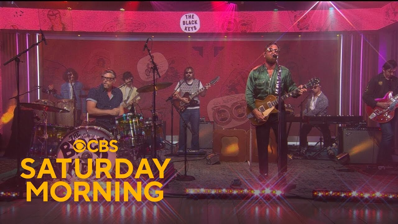Saturday Sessions: The Black Keys perform "No Rain, No Flowers" Saturday Sessions: The Black Keys perform "No Rain, No Flowers"