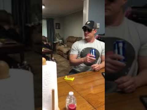 dj-rhett-imitating-the-drunk-guy-singing-4-non-blondes,-what’s-up