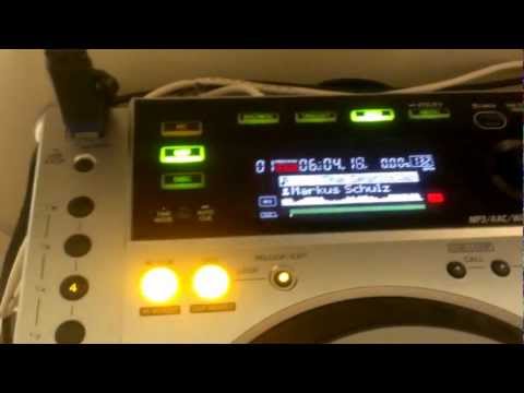 Just showing some features on the Pioneers CDJ'S 850
