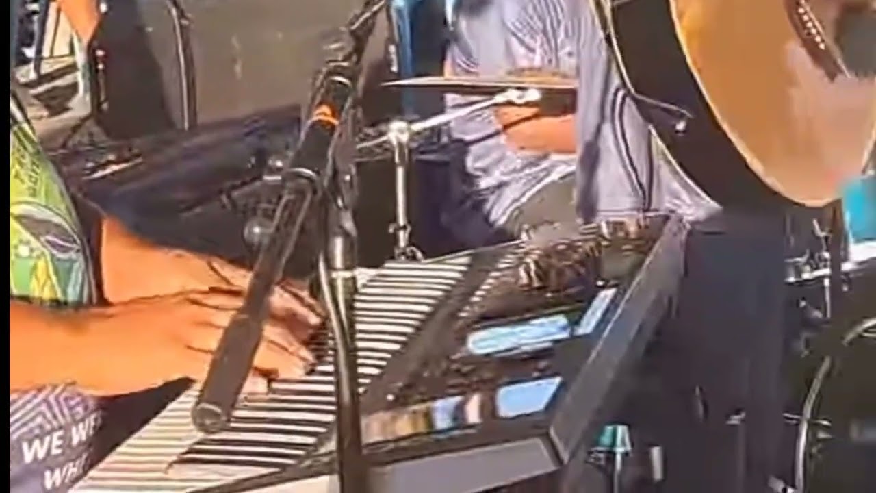 PNG National anthem by nephew of John Warbat.(P2-UIF.ft. Francis.T)