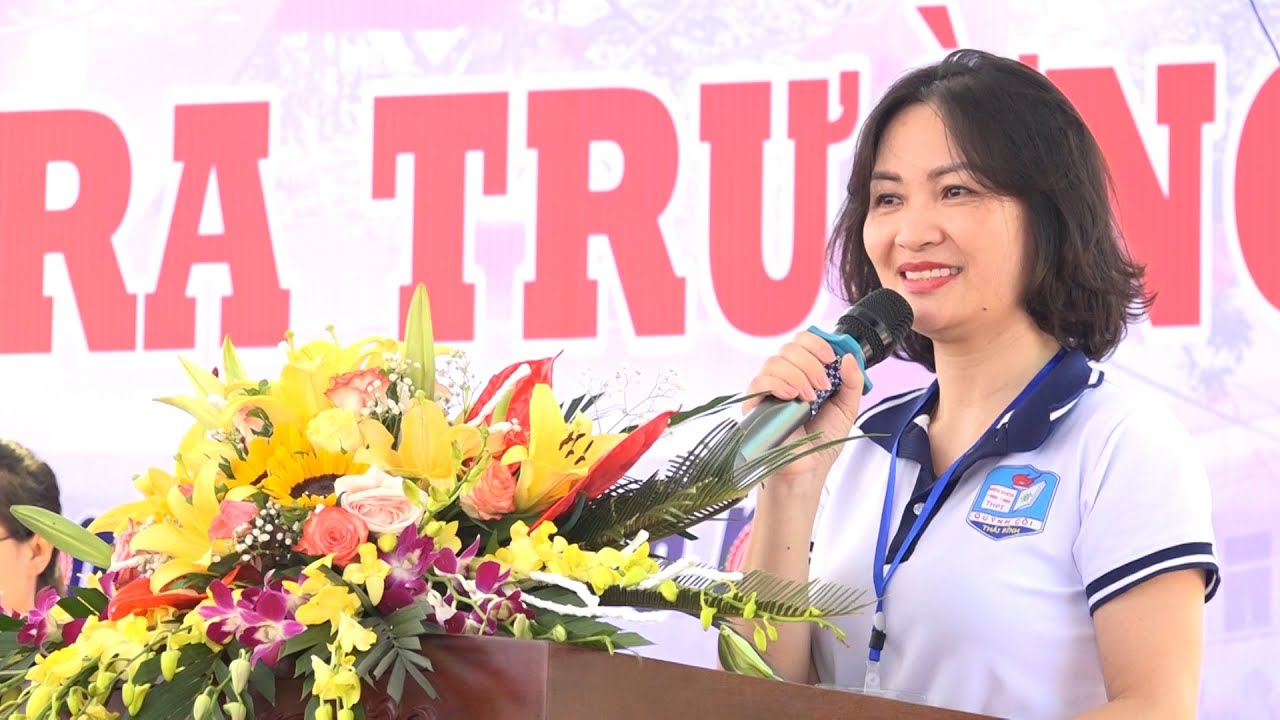 Bài Diễn Văn Cảm Động của Chị Nguyễn Thị Mai Hương - Trưởng Ban TCHCHS Khóa 1986-1989