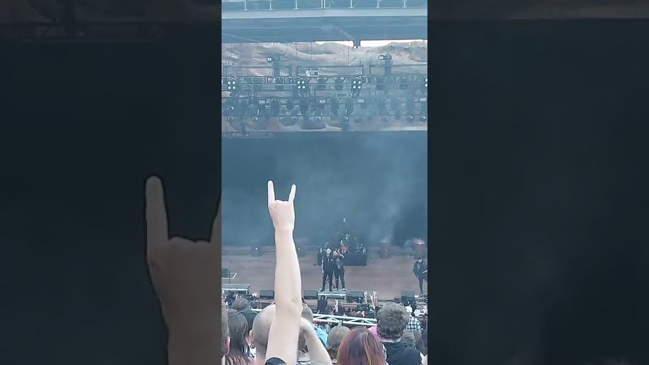 MIW Motionless In White performs "Slaughterhouse" live for the very