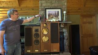 Vintage Wooden Speakers advantages in 4K screenshot 4