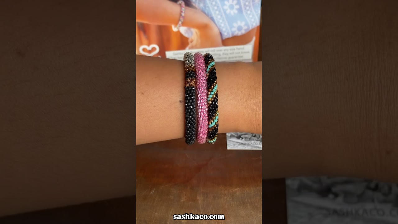 Bring out your daily bracelet style the Sashka Co. way!💓 