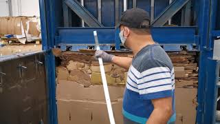 Baler instruction- how to make a bale of cardboard