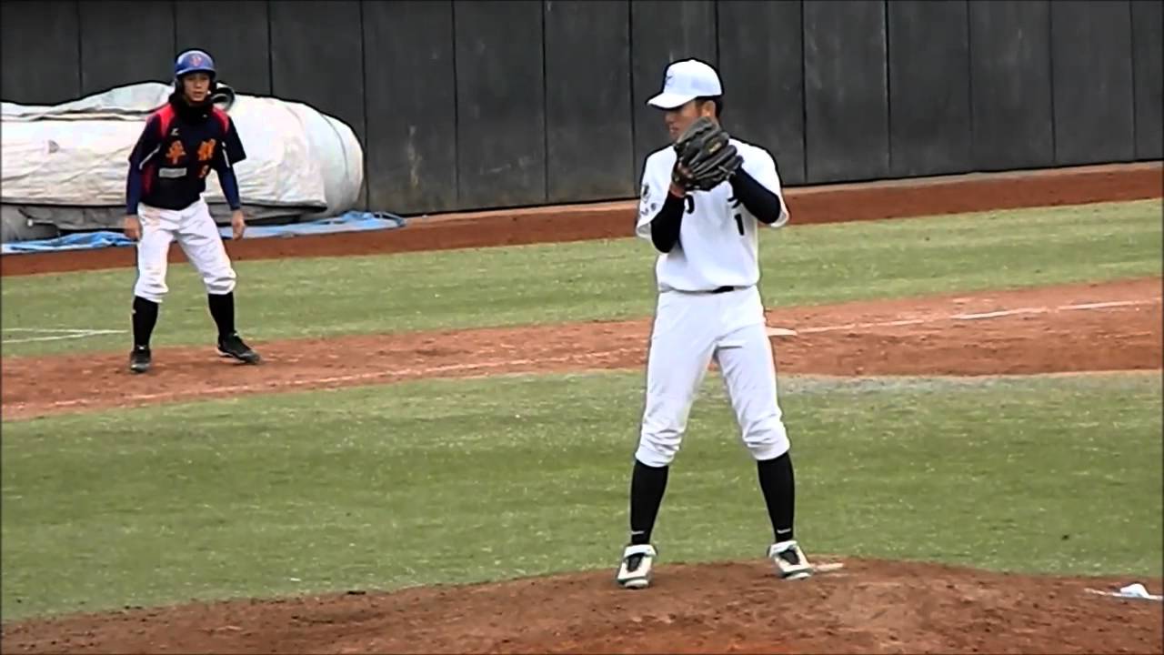 左投牽制 Left pitcher pick off YouTube