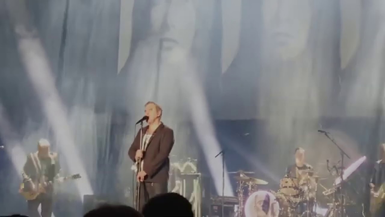 Morrissey - Back on the chain gang (Live 2020)