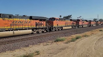 Westbound BNSF Intermodal with Friendly Engineer at Highgrove, CA on 07/16/2022