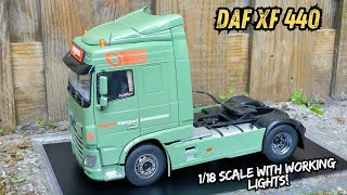 Oegema Transport DAF XF in 1/18 scale with working lights?!