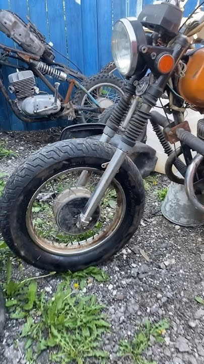 ОГРОМНАЯ резина на ВОСХОД #shotrs #восход3м #workshop #motorcycle - YouTube