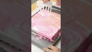 Pink Paint Pour Wall Art with FolkArt Drizzle Resimi