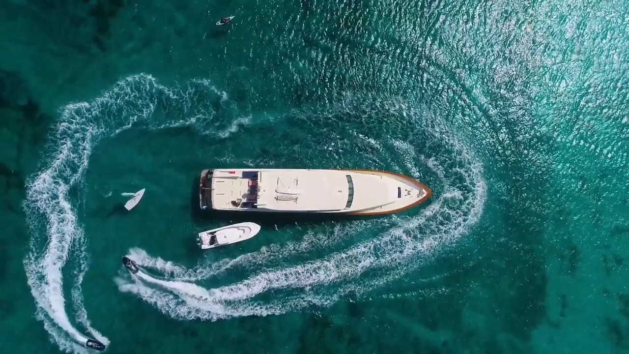 TRUE NORTH Charter Yacht - 2000 Broward