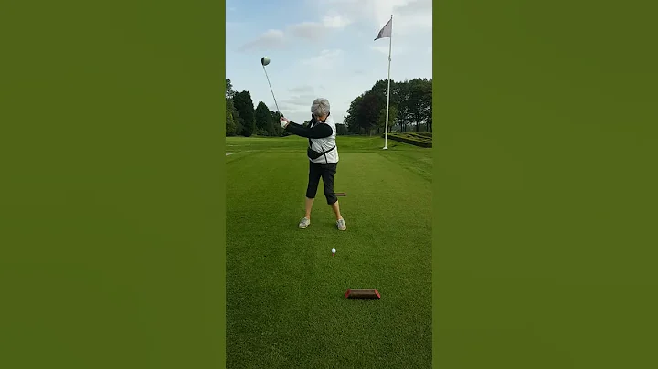 Judith Wainwright Swing 1st tee RGC