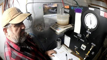 HYDROSTATIC TESTING A SCUBA TANK = SO LETS SEE HOW IT