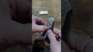 This Knife Has TWO Blades! Dual Bladed Utility Knife