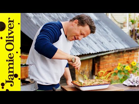 How to make Shortcrust Pastry for pies | Jamie Oliver. 