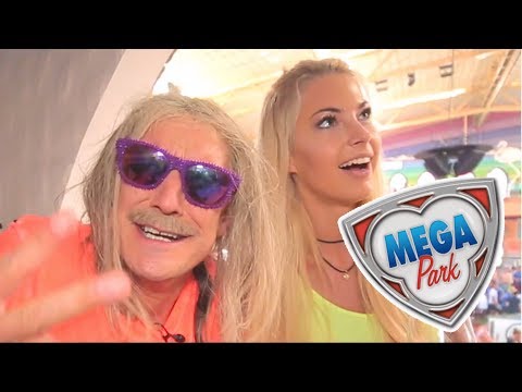 Matze & Miss-Germany auf Malle | Matze Knop als DJ Hacke im MegaPark
