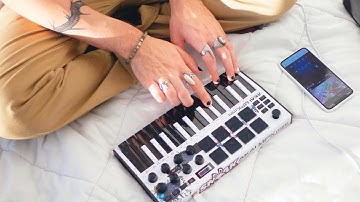 making a chill inspirational lofi beat with the mpk mini mk3