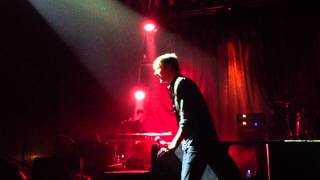 Suede - What Are You Not Telling Me? Live (Estragon, Bologna 2013)