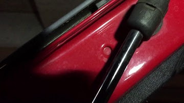 Automotive - Skoda Octavia Mk2 Hatch Strut Replacement